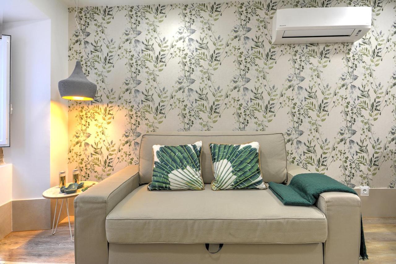 Traditional Apartment With A Terrace, Ac And Fast Internet Lisbon Luaran gambar