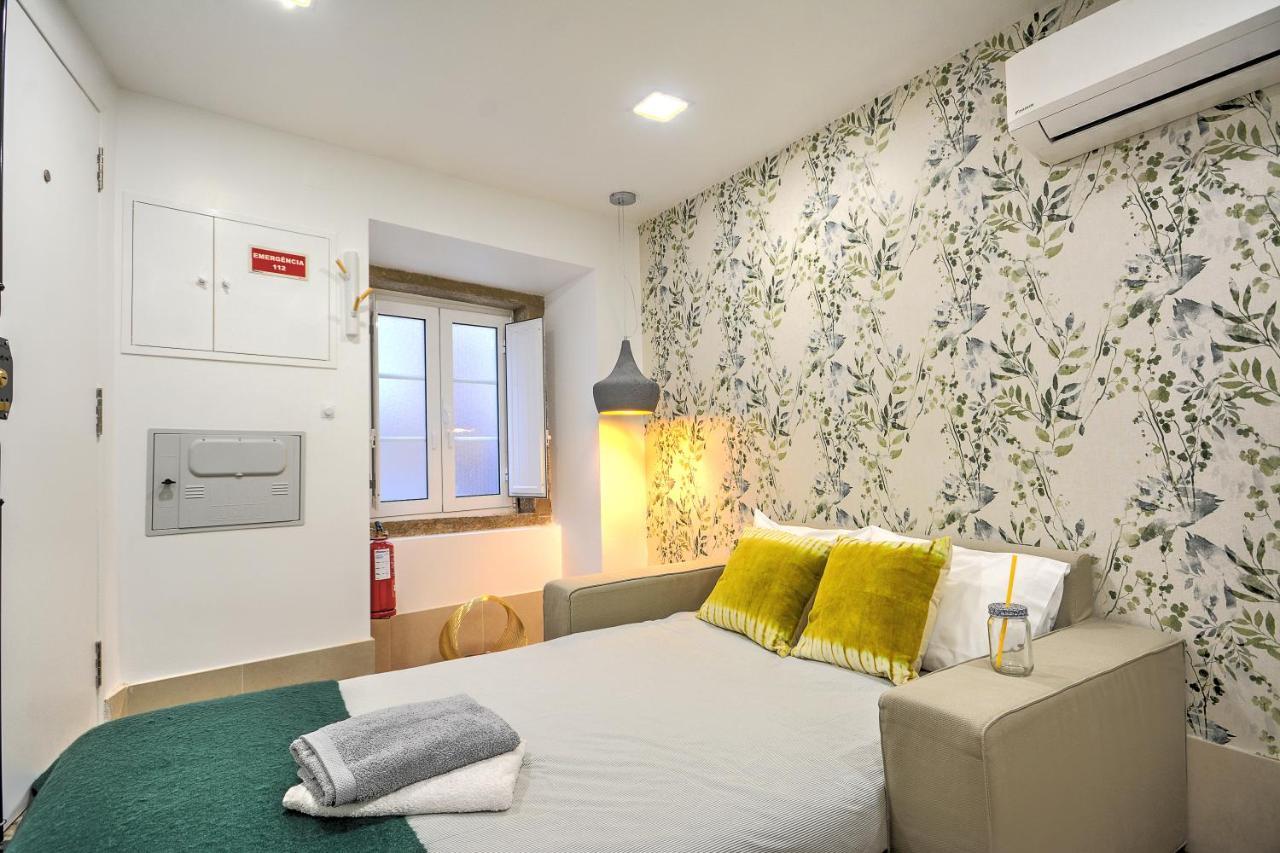 Traditional Apartment With A Terrace, Ac And Fast Internet Lisbon Luaran gambar